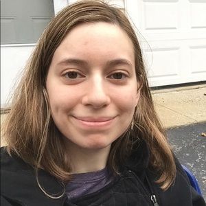 Meet your Posher, Steph